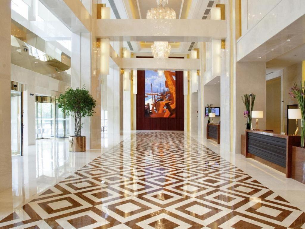 Regal Plaza & Waigaoqiao 4* Shanghai