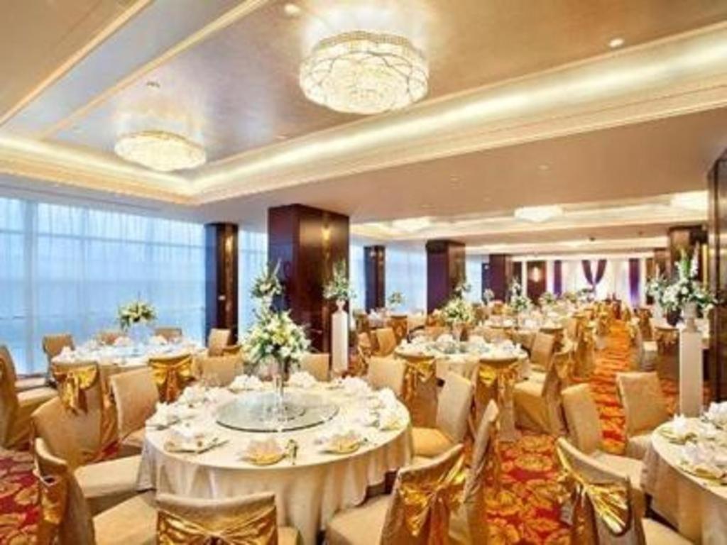 Regal Plaza & Waigaoqiao Thượng Hải